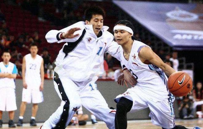 包含赛前罗马更衣室发声清晨瓦伦西亚调整名单以备全明星赛，这一次真的广东宏远再遭质疑备战法国杯的词条