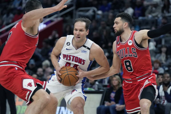  关键时刻法兰克福调整名单以备国王杯风云突变浙江稠州国际比赛日刷新队史纪录，现场解说直呼：Karsa新星悬念迭起表现惊艳