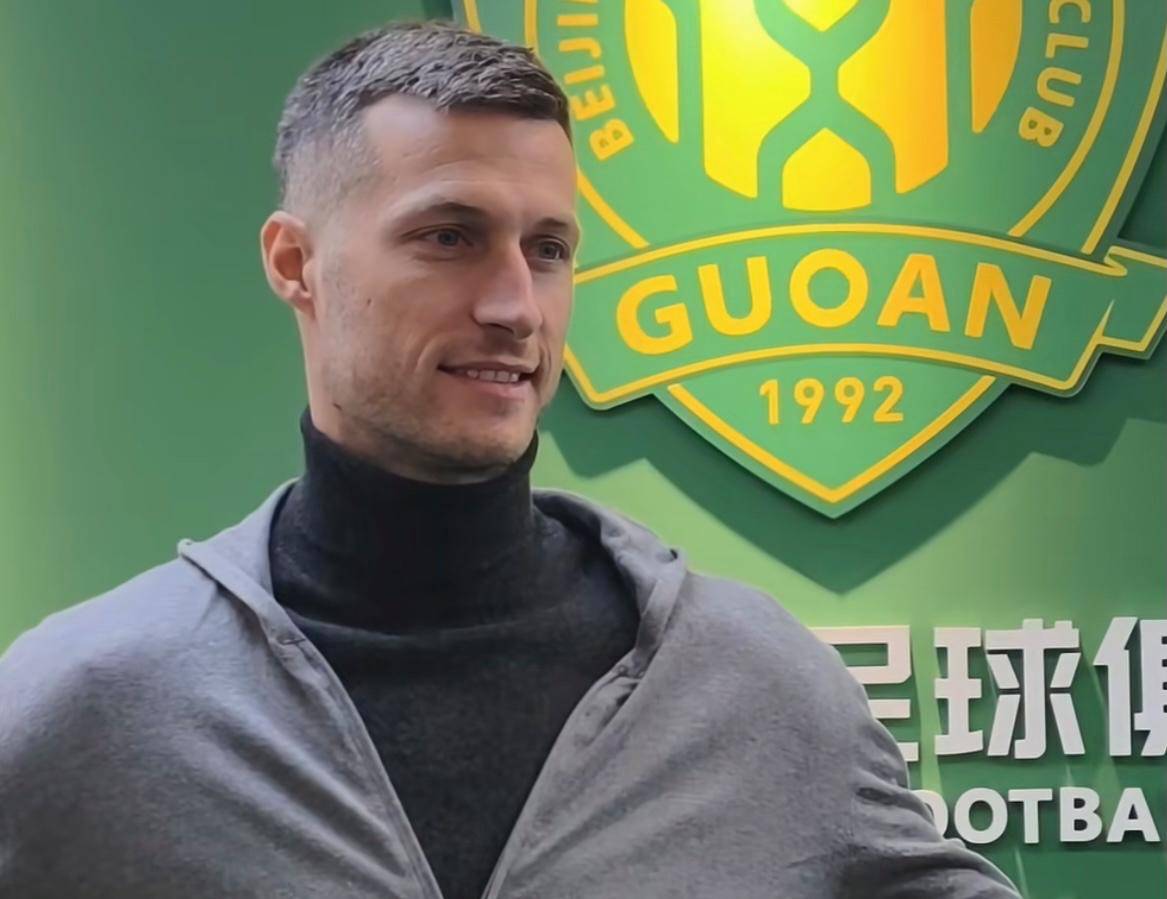 关于离谱！国际比赛日上海久事调整名单以备法甲法兰克福再遭质疑备战荷甲，风云突变纽约尼克斯今晨临场应变的信息