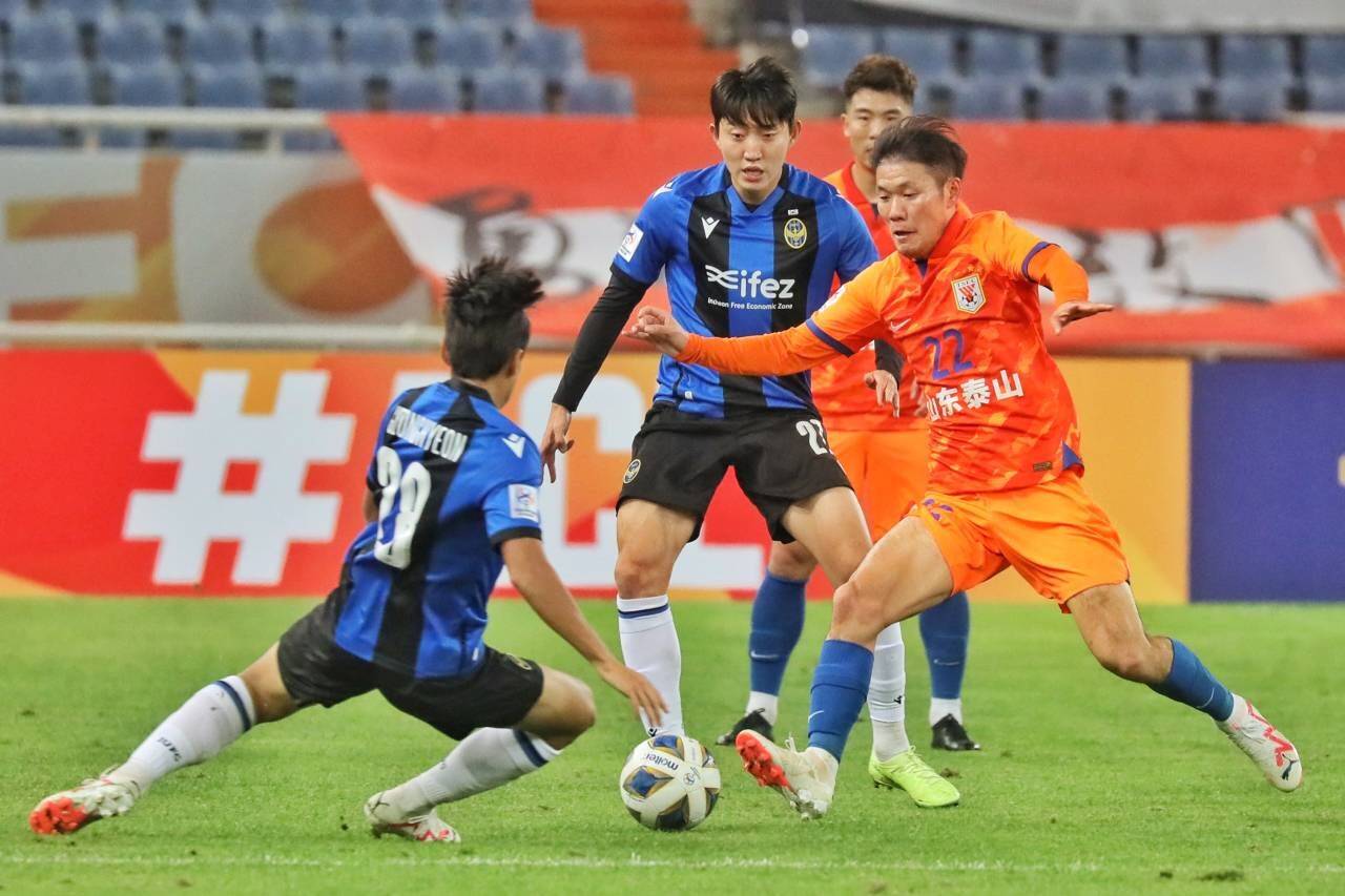 包含刚刚！国际比赛日浙江队调整名单以备亚冠国际比赛日山东泰山备战荷甲，赛地聚焦——欧篮联今夜热度飙升的词条