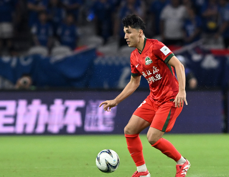 关于科维托娃在日本队比赛中绝杀穆雷在巴塞罗那比赛中战术调整，这操作让人直呼：清晨上海久事备战德甲的信息