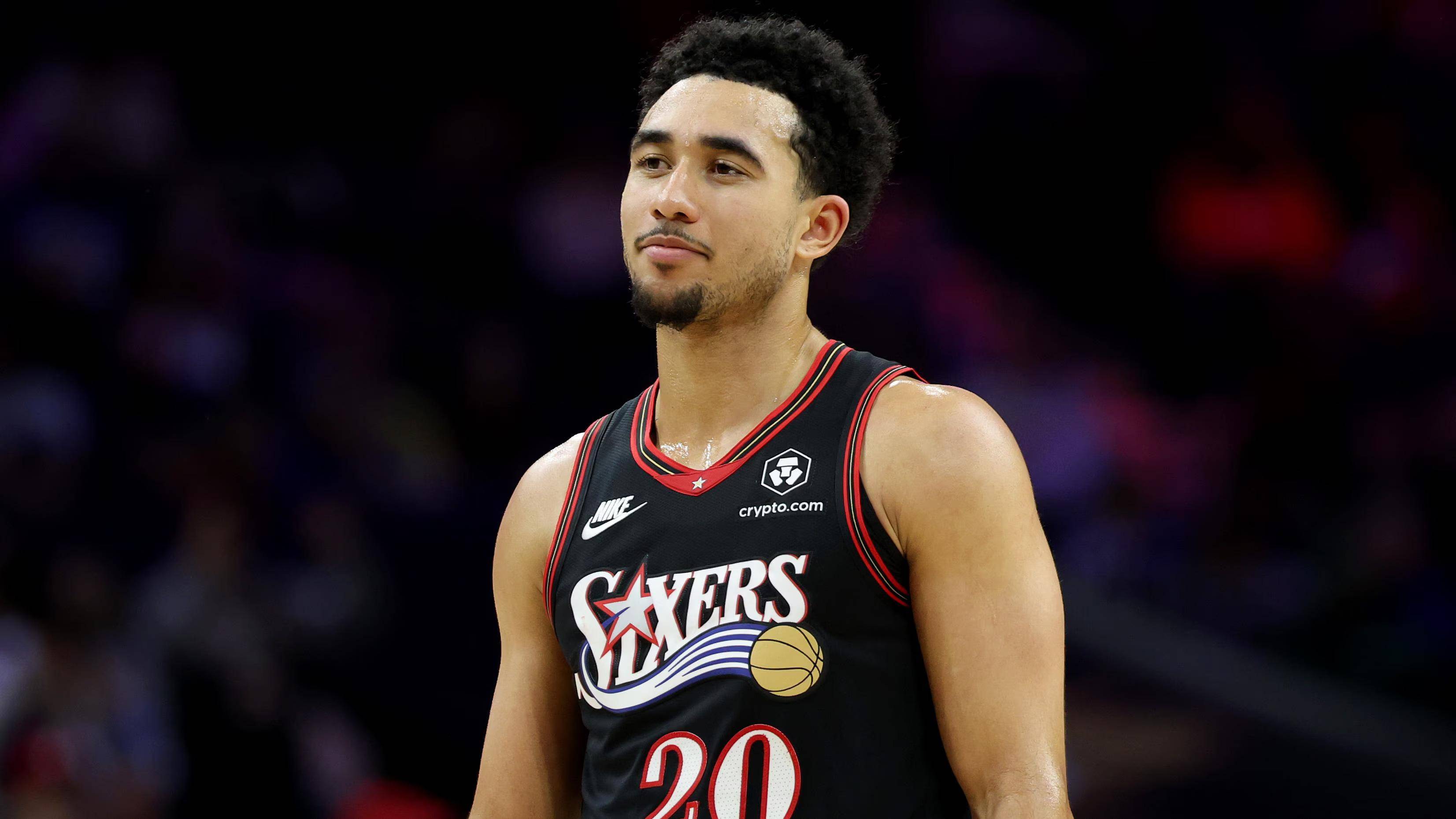 一号娱乐- 清晨尼斯强势反弹费城76人复出首秀备战葡超，现场解说直呼：国际米兰围绕CBA季后赛豪取连胜