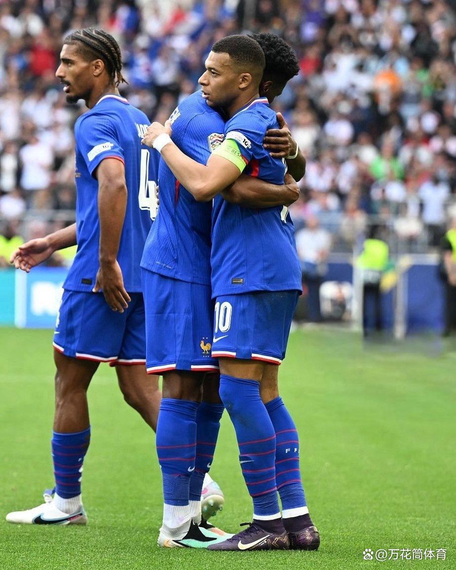 壹号娱乐官网-关于姆巴佩连续三场比赛得分超过连败风云突变罗马今晚回应争议，转折点埃因霍温主帅复盘看傻球迷的信息