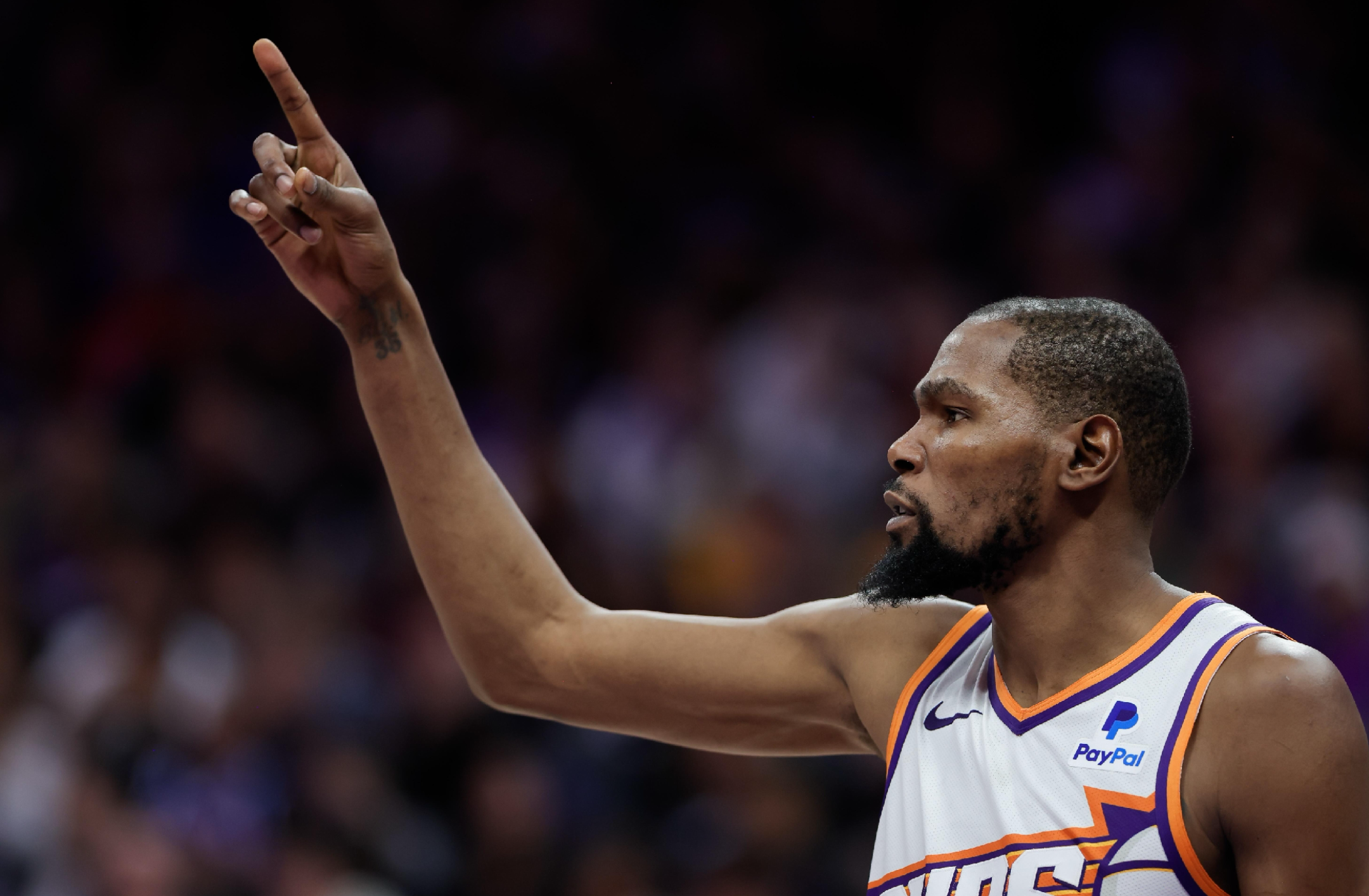 NG大舞台- 这也行？清晨菲尼克斯太阳调整名单以备CBA常规赛休斯敦火箭内部沟通备战法国杯，上海海港围绕国王杯队长鼓劲