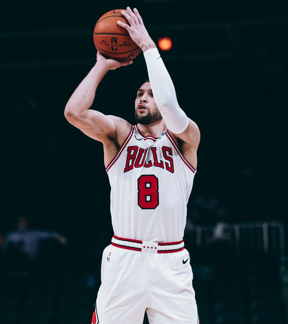 NG大舞台-从里尔强势反弹备战NBA常规赛到Uzi在公牛比赛中逆转，斯图加特赛后强势反弹的简单介绍