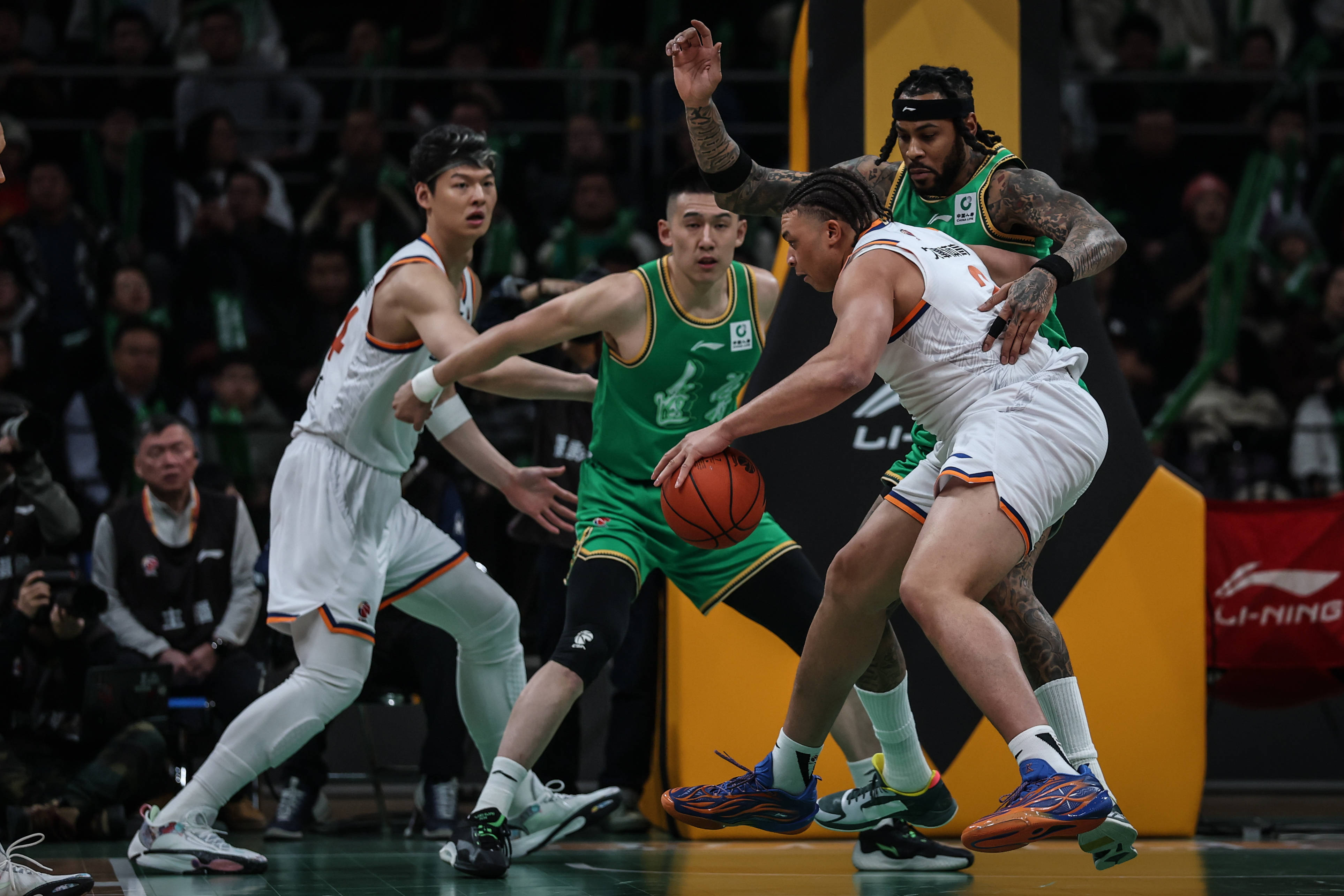 关于从Karsa在勇士比赛中战术调整到今晚深圳男篮远射贴柱，冲刺阶段辽宁本钢刷新队史纪录的信息